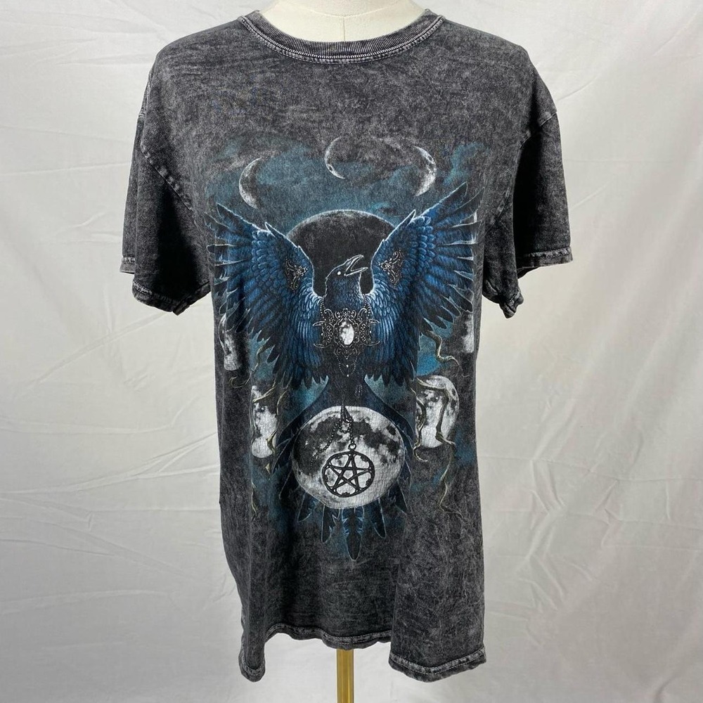 Grey t shirt crow pentacle moons size large grunge witchy dark